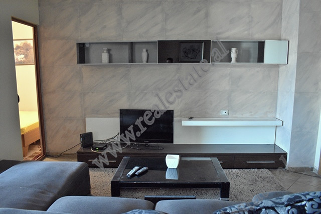 Apartament 2+1 me qira prane rrugen se Kavajes ne Tirane